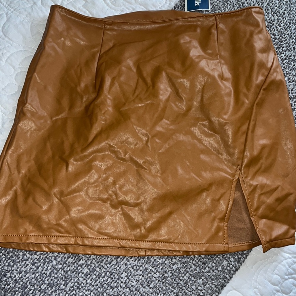Cognac brown faux leather skirt